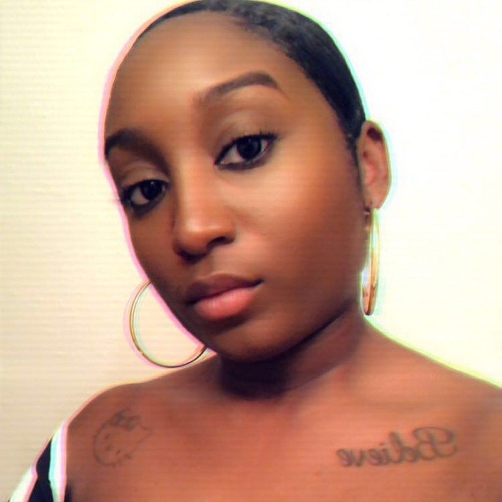 Meet your Posher, Destini